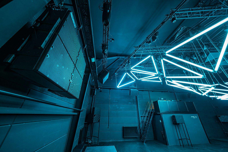 Case_study_DARK_MATTER_Berlin_chn_view4.jpg